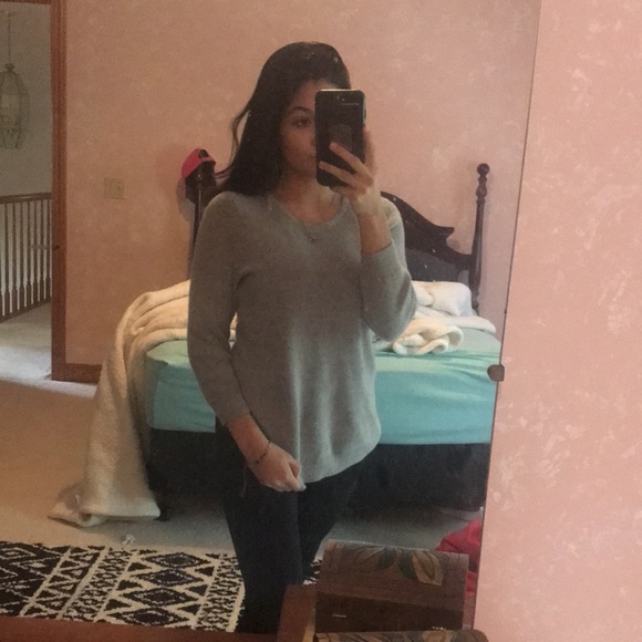 Sweater! - Picture 4 of 5